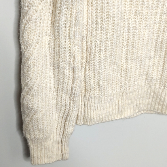 NWT Abercrombie & Fitch Sweater XS - Picture 6 of 9